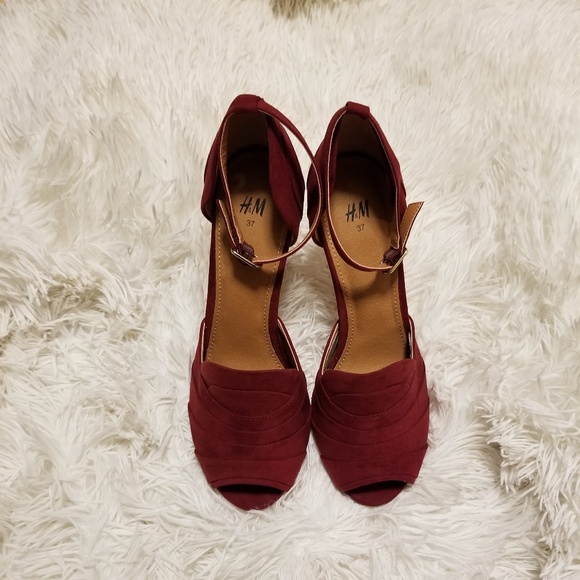 H&M Sandals - Picture 2 of 6